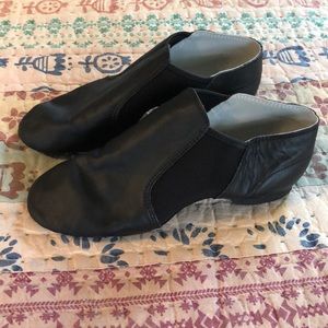 Brand new WOT Jazz shoes